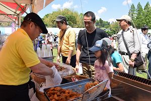 帆引き船フェスタ2018-かすめし(2)